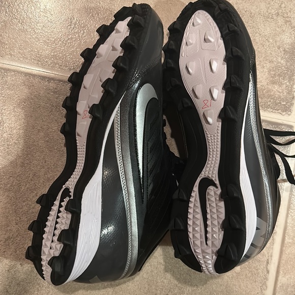 Men’s size 12 Nike landshark football cleats NWT - Picture 5 of 5
